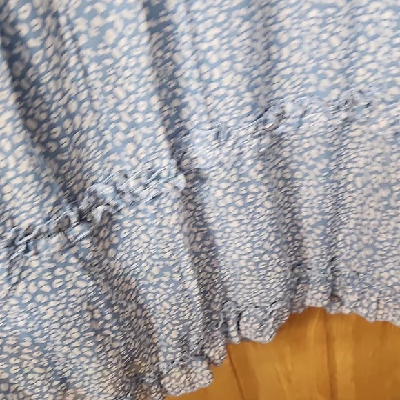 Chic Long Sleeve Blue Floral Dress - Picture 6 of 10